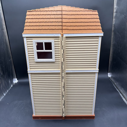 Disney Hannah Montana Malibu Beach House Doll House W/Furniture 2008 40x27