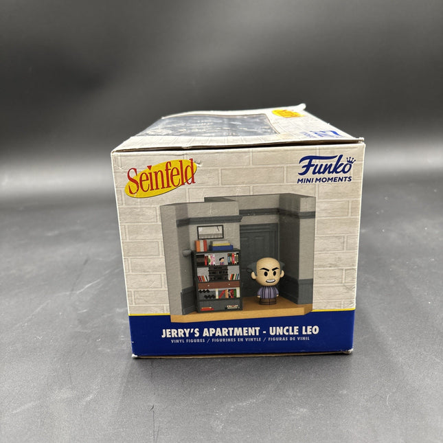 Funko Pop Mini Moments Seinfeld – Jerry’s Apartment Scene with Elaine – Collect