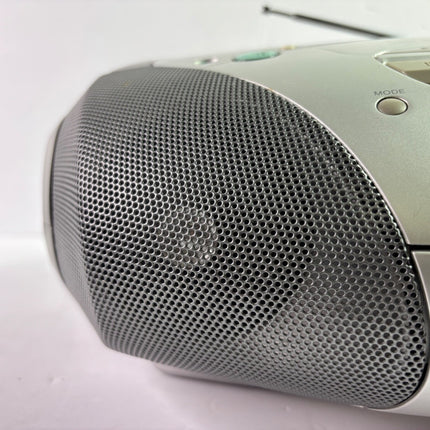 Sony CFD-S300 Megabass Boombox CD-Player/AM-FM Radio/Cassette Recording TESTED