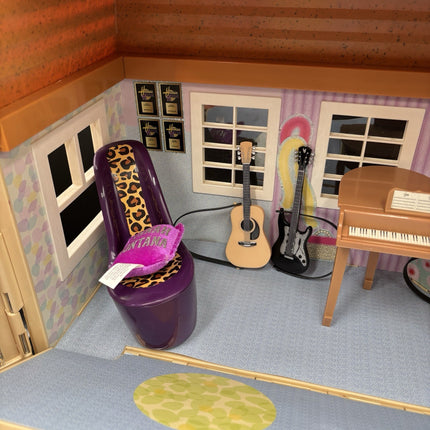 Disney Hannah Montana Malibu Beach House Doll House W/Furniture 2008 40x27