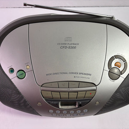 Sony CFD-S300 Megabass Boombox CD-Player/AM-FM Radio/Cassette Recording TESTED