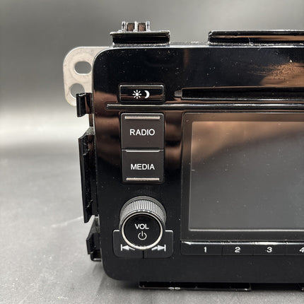 2019-2022 HONDA HR-V LX RADIO RECEIVER DISPLAY SCREEN PANEL 39100-T7W-A911 OEM