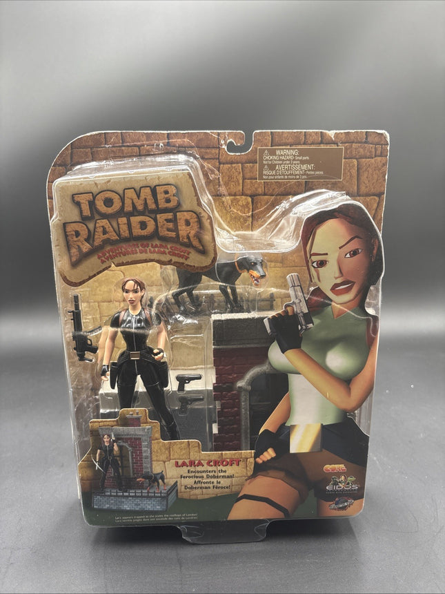 Lara Croft Tomb Raider Encounters Ferocious Doberman Figure 1999 Playmates New