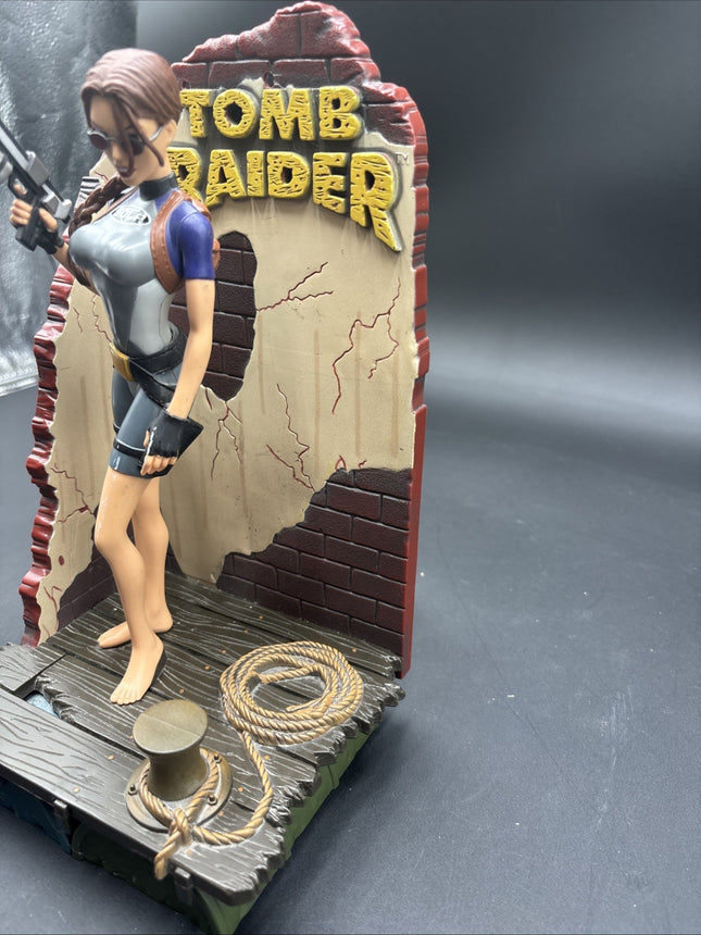 Tomb Raider Lara Croft in Wet Suit 1998 Figure Figurine Statue by Playmates