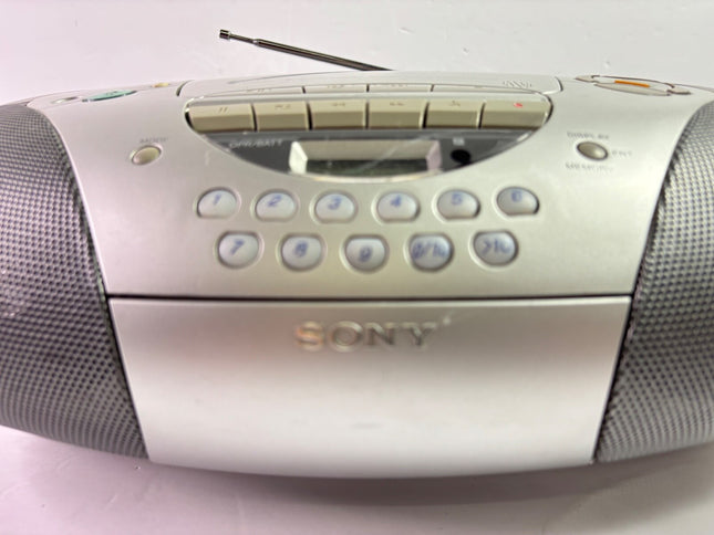 Sony CFD-S300 Megabass Boombox CD-Player/AM-FM Radio/Cassette Recording TESTED