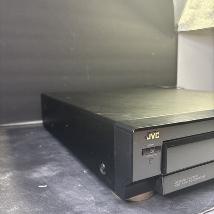 JVC XL-FZ700 Compact Disc Automatic Changer 7 Disc